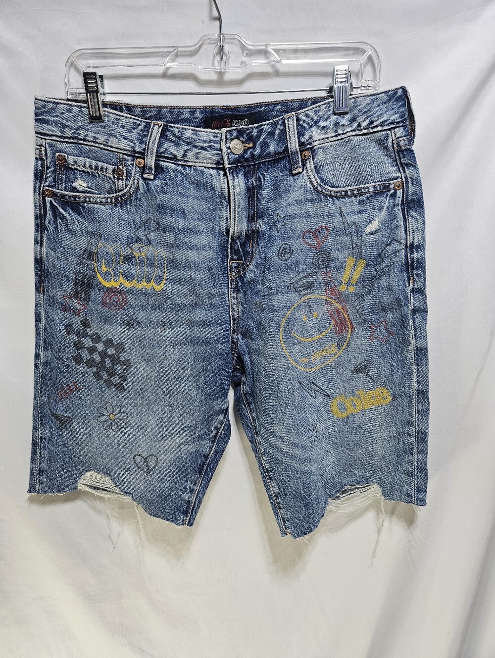 Coca-Cola x Aero Loose Denim Shorts Size 30 Graphic Distressed Acid Wash Y2K